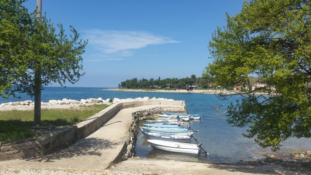 Hotel Zlatna Vala Umag Kültér fotó